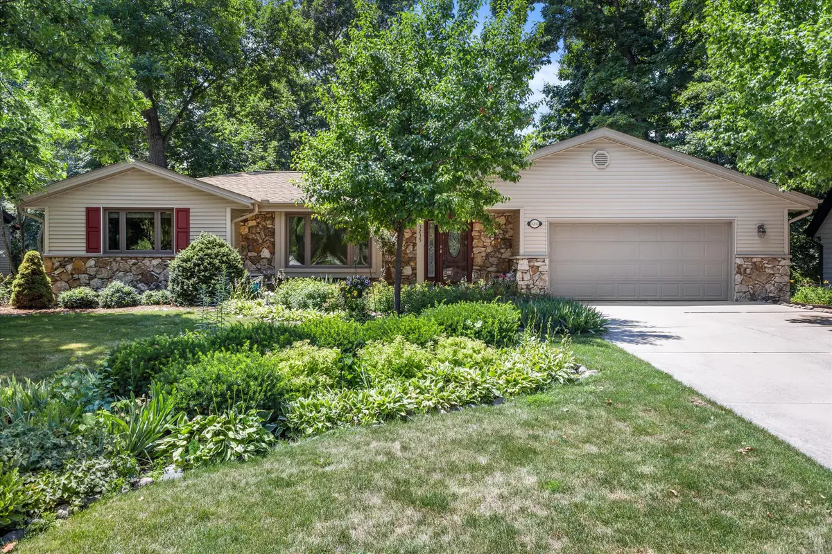 3235 S 149th St, New Berlin, WI 53151 - #1