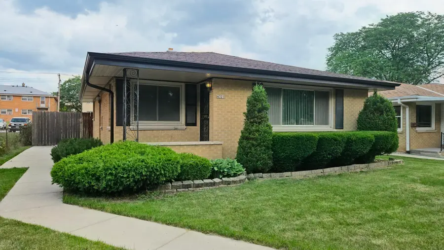 4321 N 75th St, Milwaukee, WI 53216 - #2