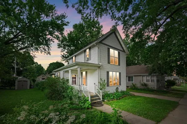1402 Mole Ave, Janesville, WI 53548