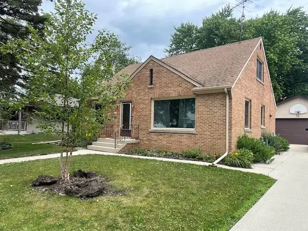1719 S 21st St, Sheboygan, WI 53081