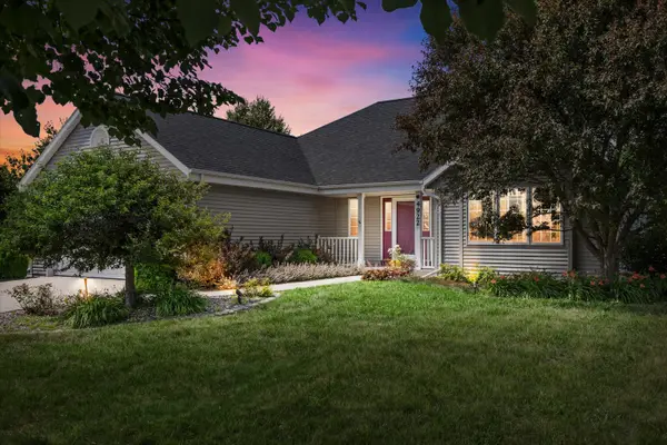 4922 26th St, Kenosha, WI 53144