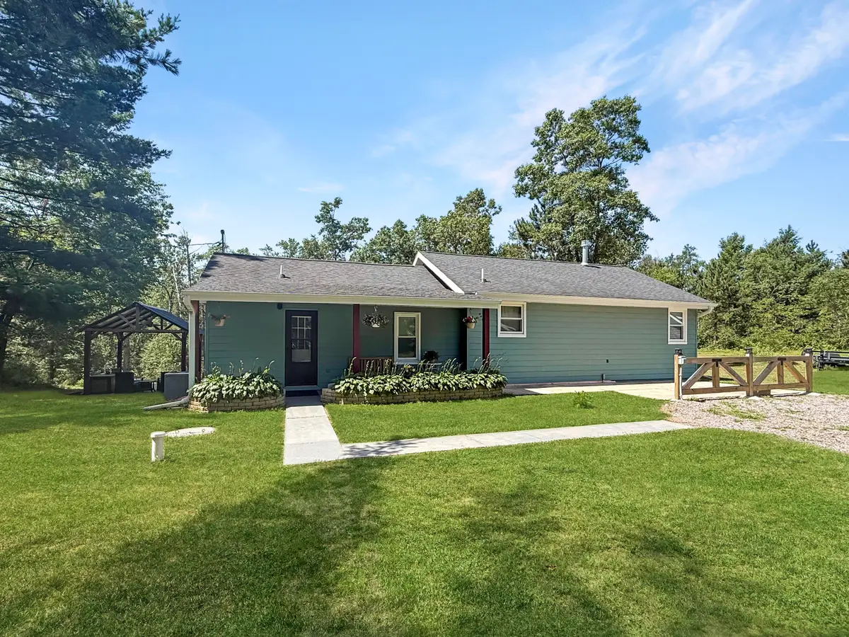 13960 64 St S, Saratoga, WI 54494 - #1
