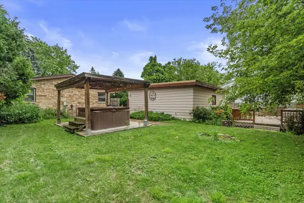 5445 S Nicholson Ave, Cudahy, WI 53110