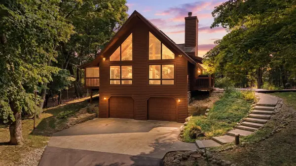 4239 Grandview Ct, Richfield, WI 53017