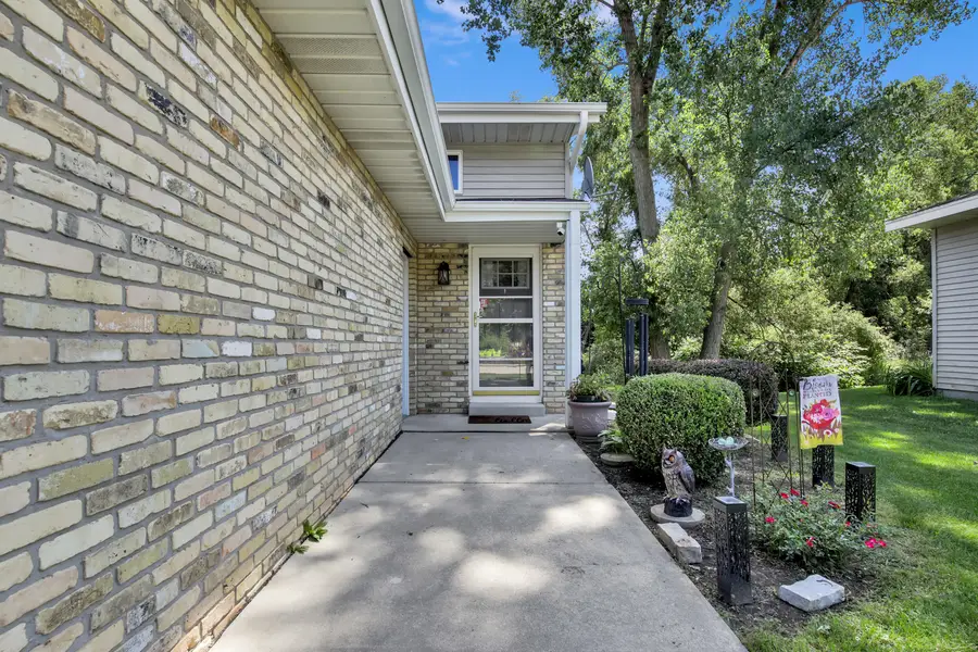 720 Timberline Trl, Hartford, WI 53027 - #3