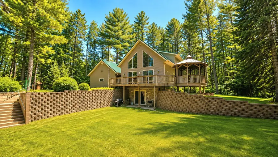 11260 Bishop Ln, Tomahawk, WI 54487 - #2