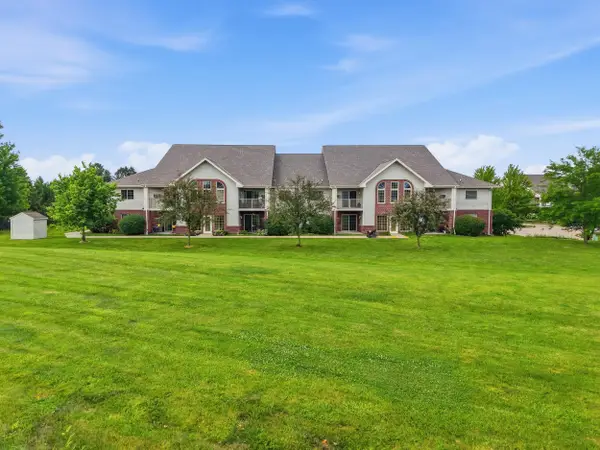W1062 Marietta Ave, Ixonia, WI 53036