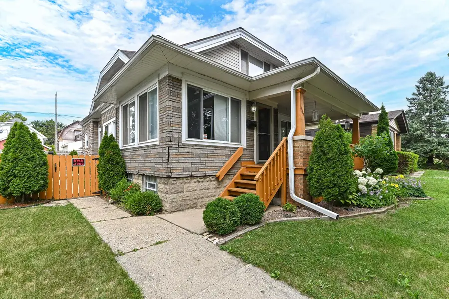 967 S 56th St, Milwaukee, WI 53214 - #3