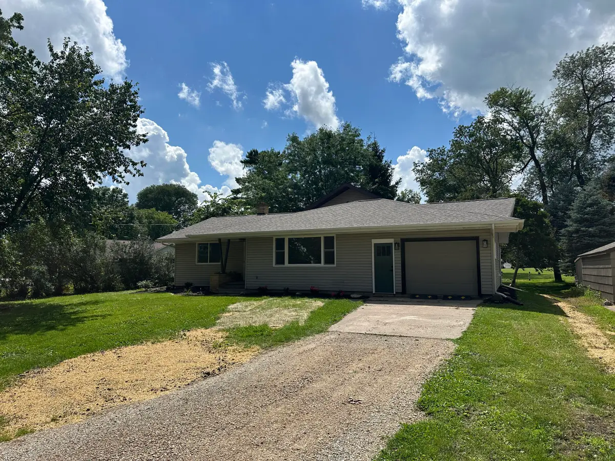 518 Winnebago St S, Caledonia, MN 55921 - #1