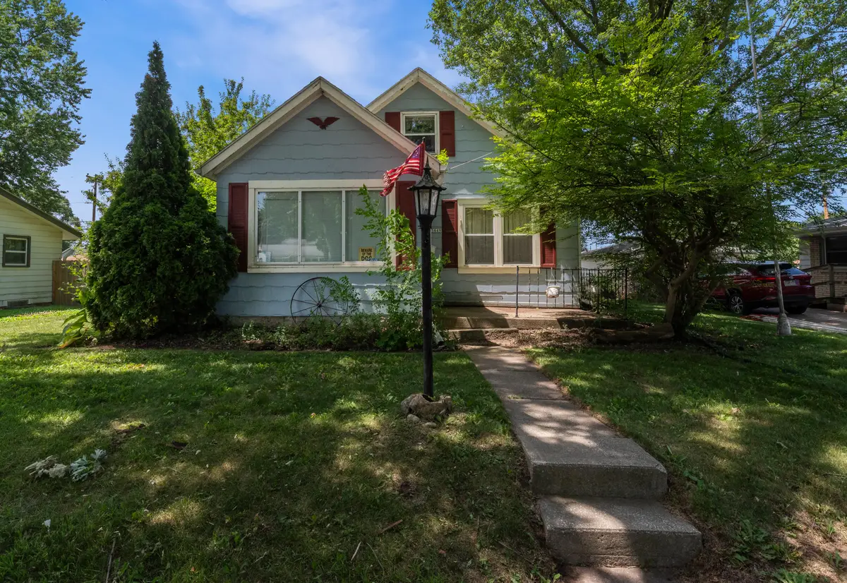 5649 N 78th St, Milwaukee, WI 53218 - #1