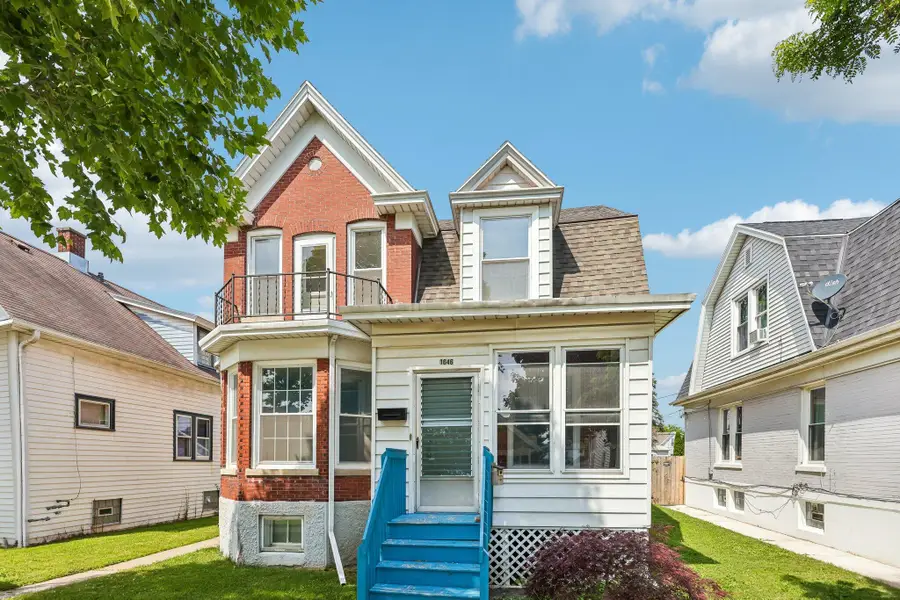 1646 Thurston Ave, Racine, WI 53405 - #3