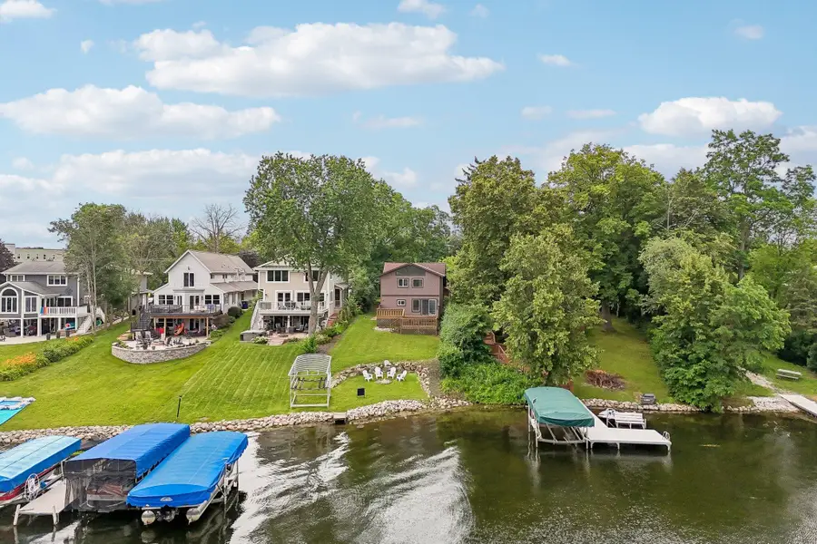 S73W17268 Lake Dr, Muskego, WI 53150 - #2
