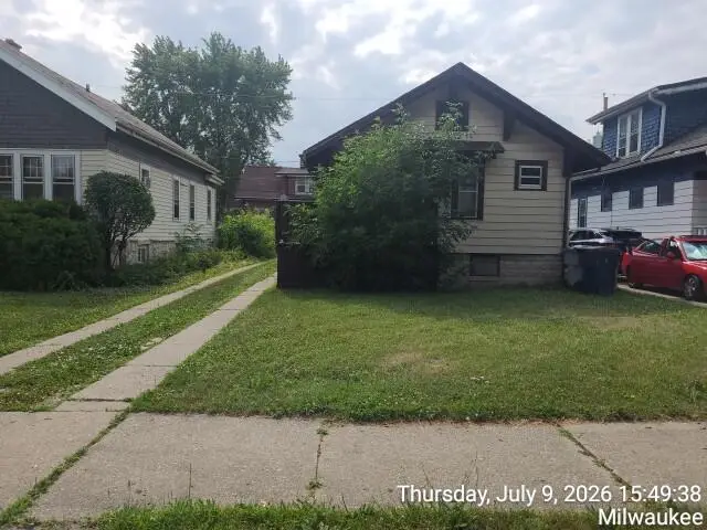 4735 N 51st Blvd, Milwaukee, WI 53218 - #2