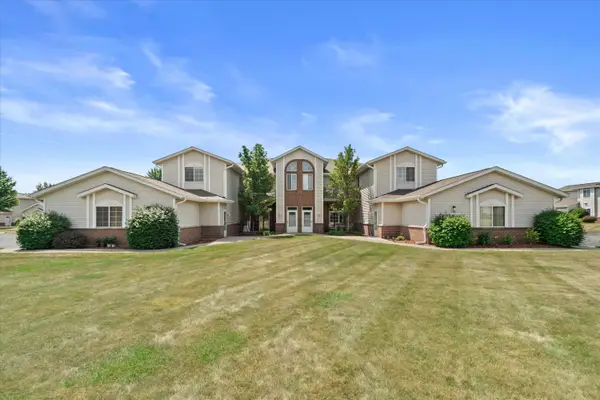 1301 College Ave, South Milwaukee, WI 53172