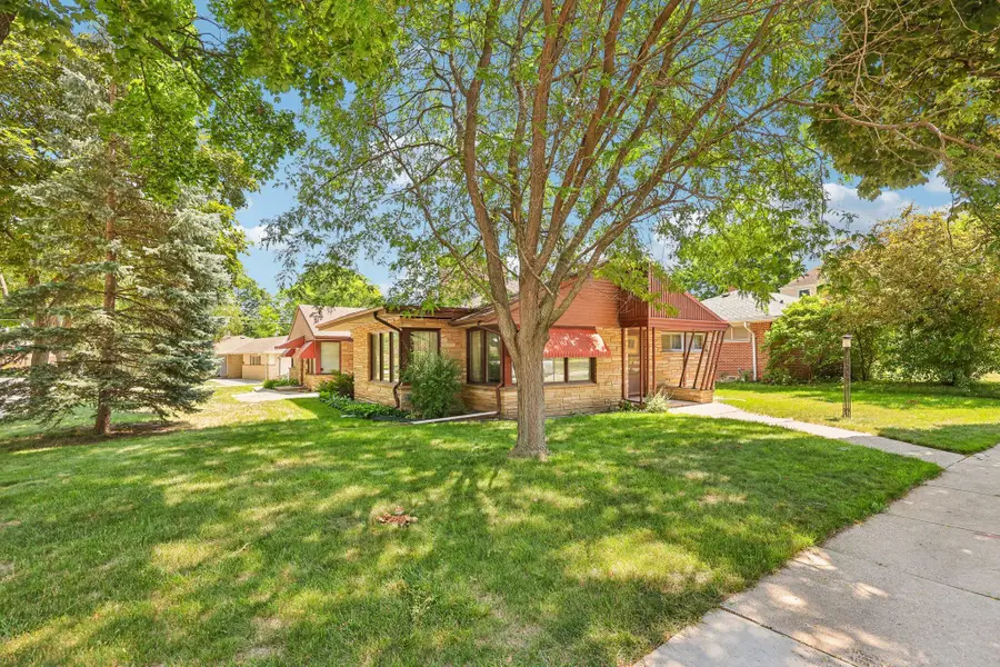 4164 N 85th St, Milwaukee, WI 53222 - #3