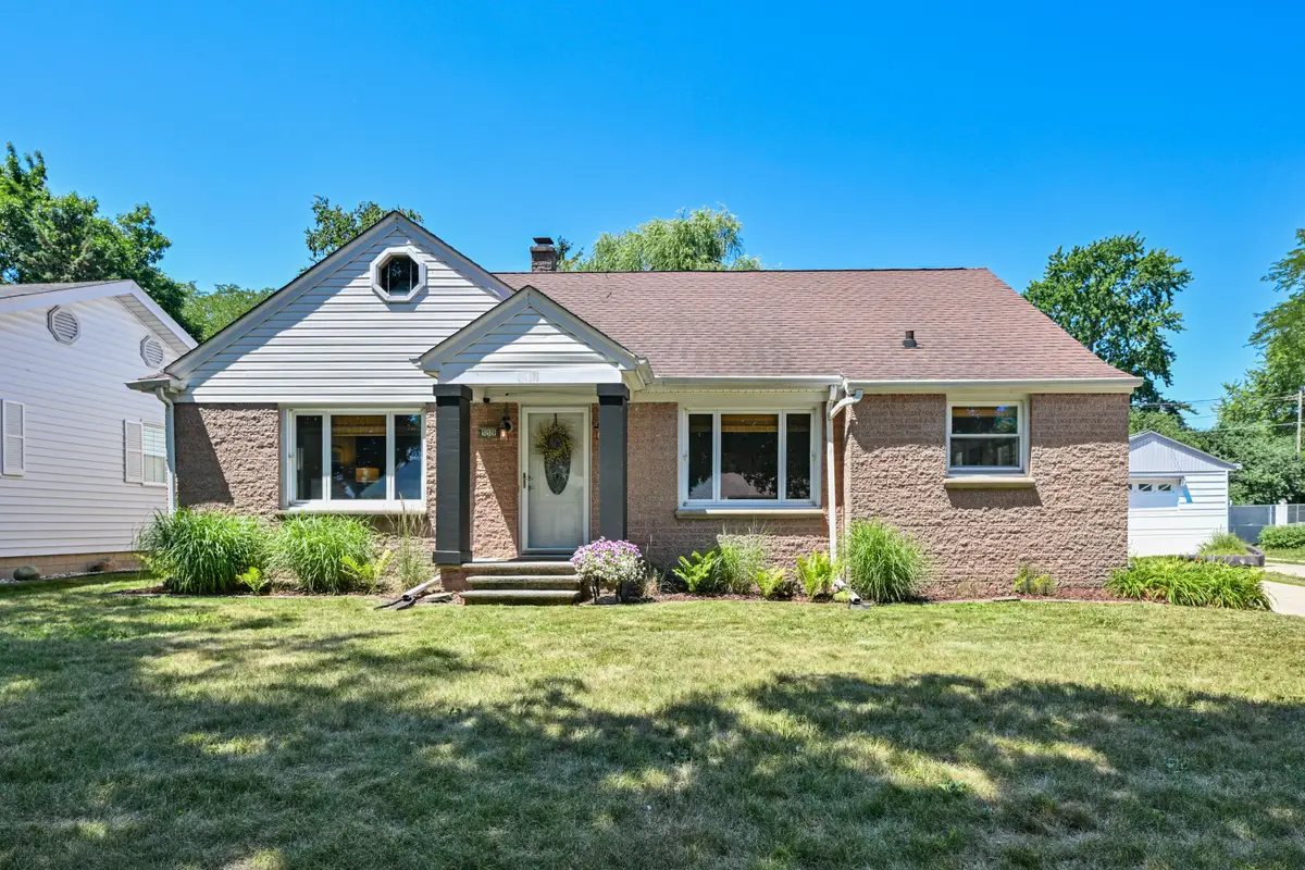 559 N 93rd St, Milwaukee, WI 53226 - #1