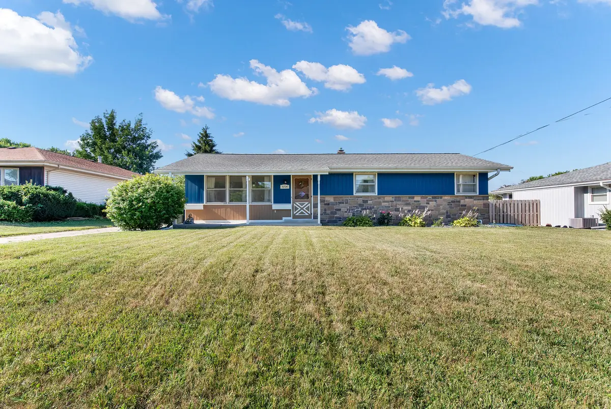5704 Bradford Ave, Caledonia, WI 53406 - #1
