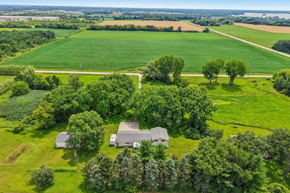 W8560 Hemlock Rd, Beaver Dam, WI 53916 - #1