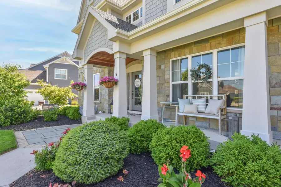 N66W15735 Fox Meadow Dr, Menomonee Falls, WI 53051 - #3