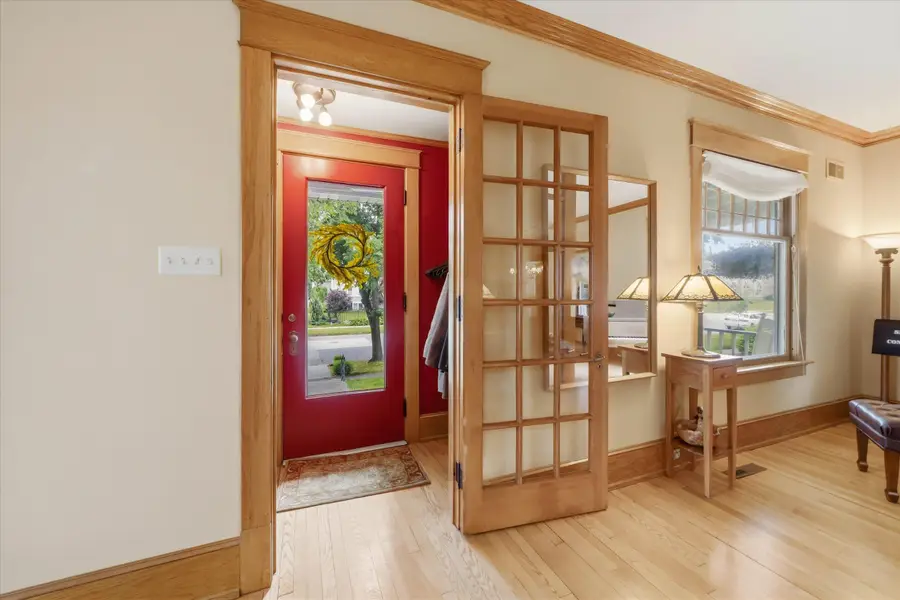 324 St Clair Ave, Sheboygan, WI 53081 - #3
