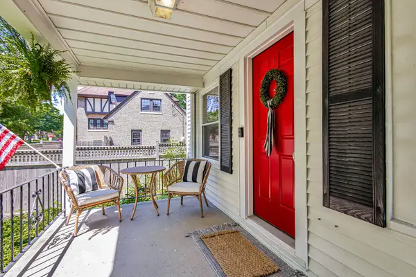 4632 N Bartlett Ave, Whitefish Bay, WI 53211
