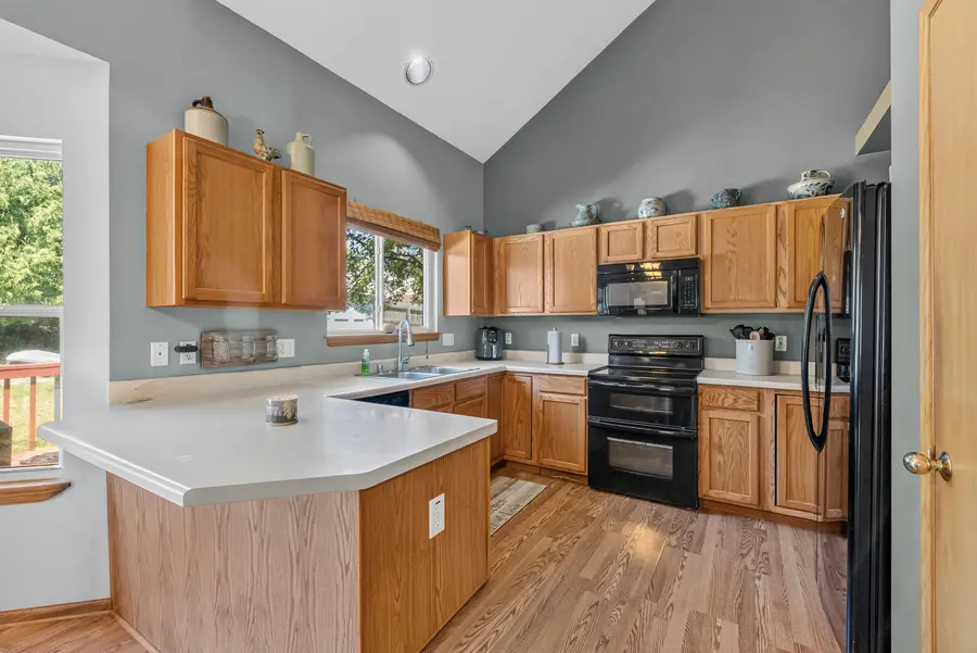 1208 Kennedy Dr, Hartford, WI 53027 - #2