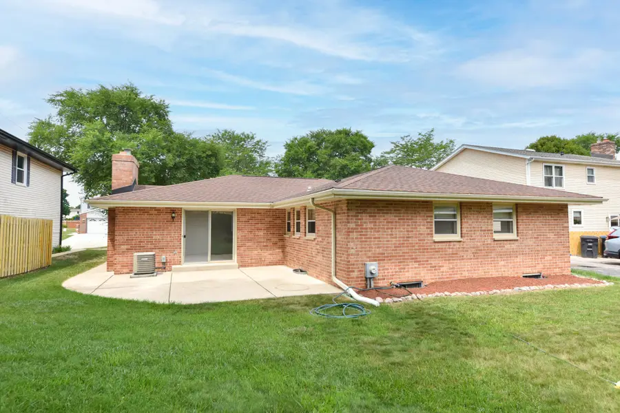 6126 S Merrill Ave, Cudahy, WI 53110 - #2