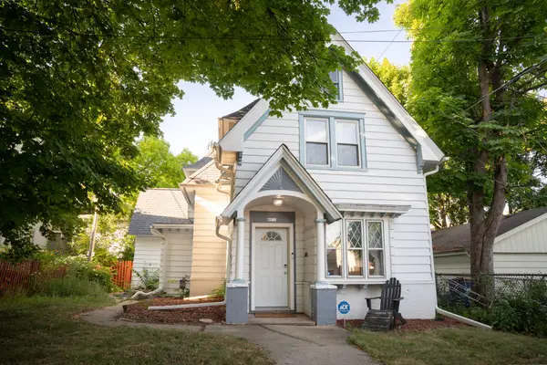 4815 W Galena St, Milwaukee, WI 53208