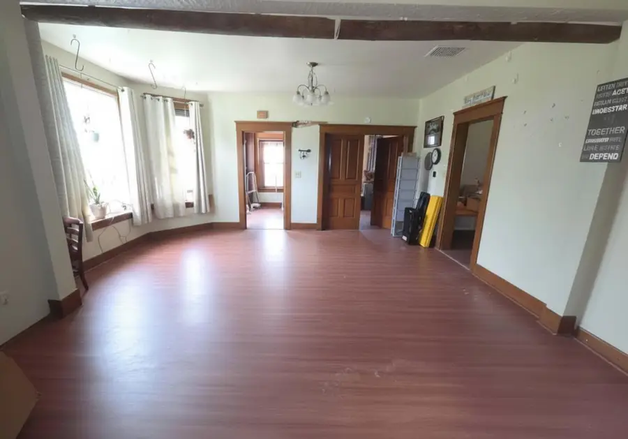 5723 Old Q Rd, Kossuth, WI 54220 - #2