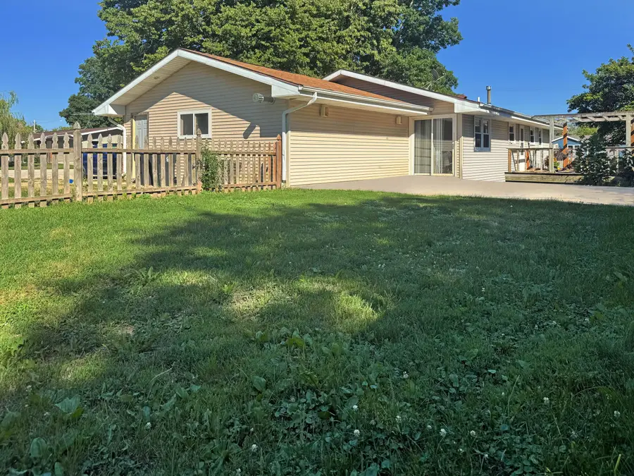100 Highland St, Adell, WI 53001 - #3