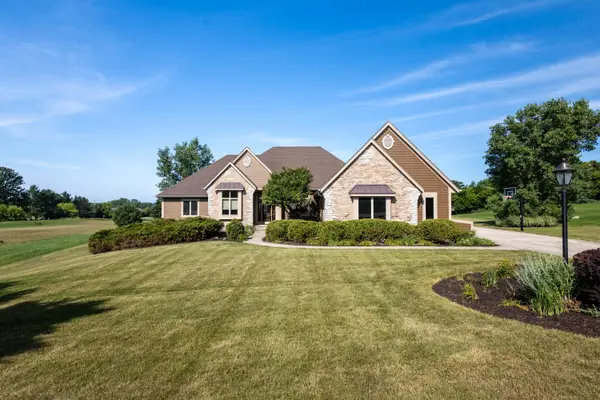 N60W27257 Trappers Run, Merton, WI 53089