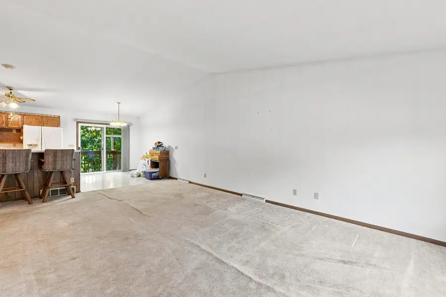 117 Manor Ct, Slinger, WI 53086 - #3