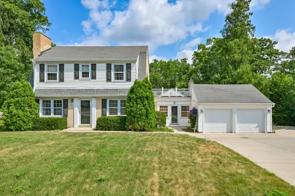 7620 W Drexel Ave, Franklin, WI 53132