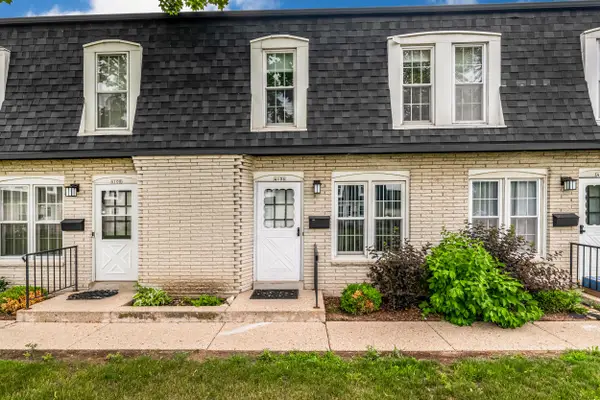 4106 W Cherrywood Ln, Brown Deer, WI 53209