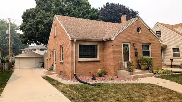 3201 S 72nd St, Milwaukee, WI 53219