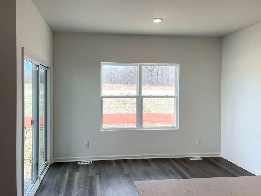 7135 Oakmont Rd, Mount Pleasant, WI 53403 - #3