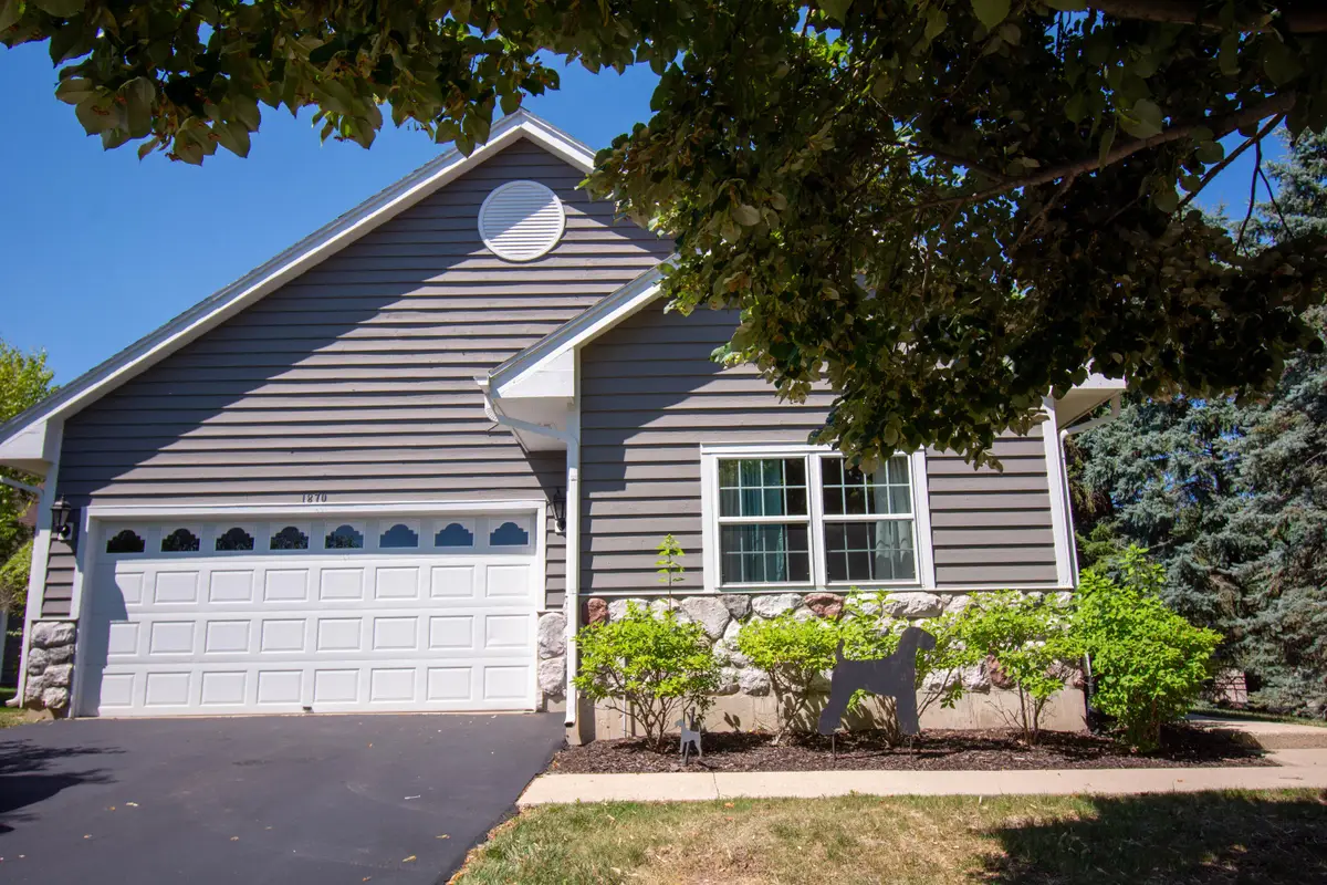 1870 Golfview Dr, Geneva, WI 53147 - #1