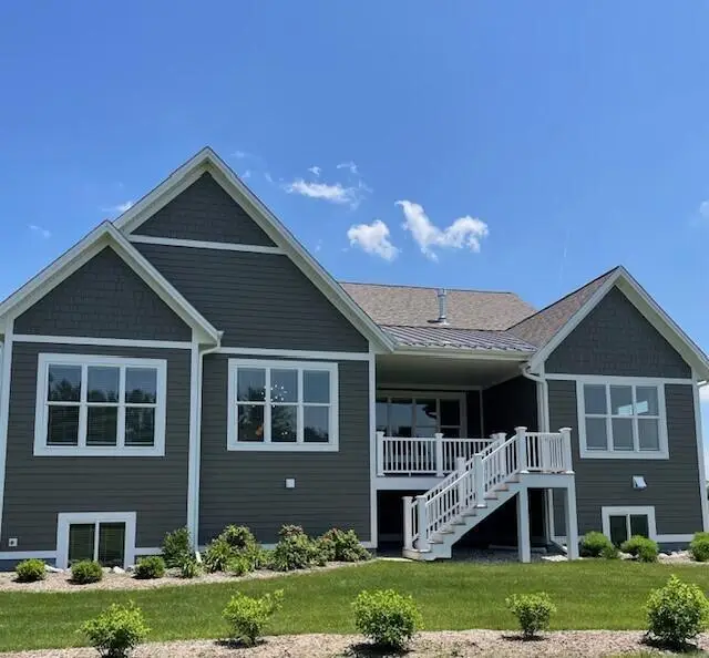 W214N4987 Casey Ct, Menomonee Falls, WI 53051 - #3