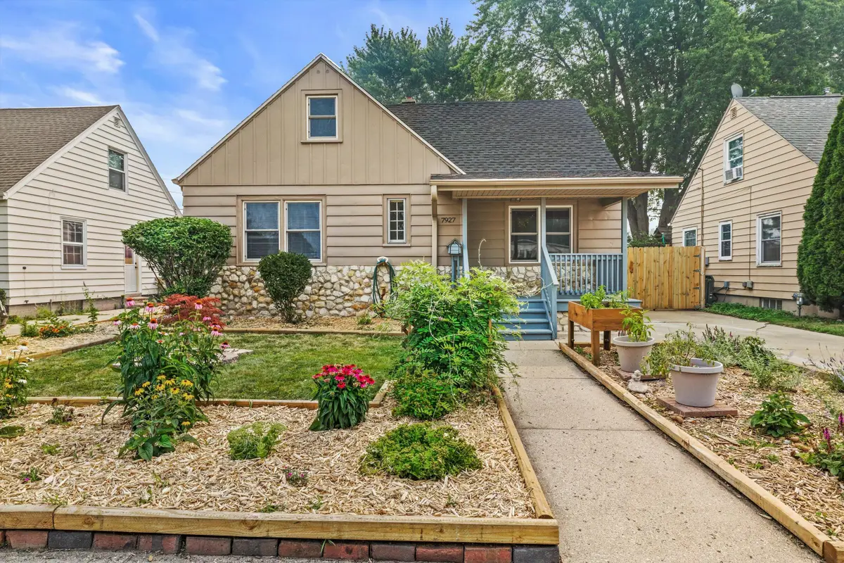 7927 23rd Ave, Kenosha, WI 53143 - #1