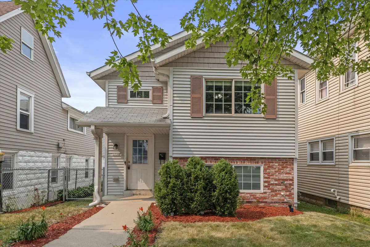 3750 E Barnard Ave, Cudahy, WI 53110 - #1