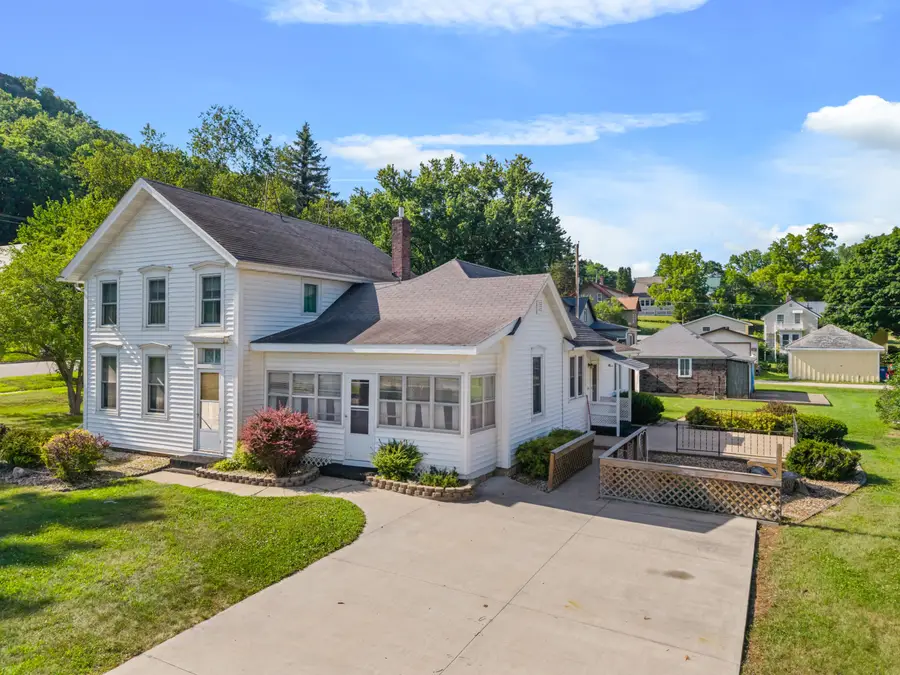 107 Rushford Ave W, Rushford, MN 55971 - #2