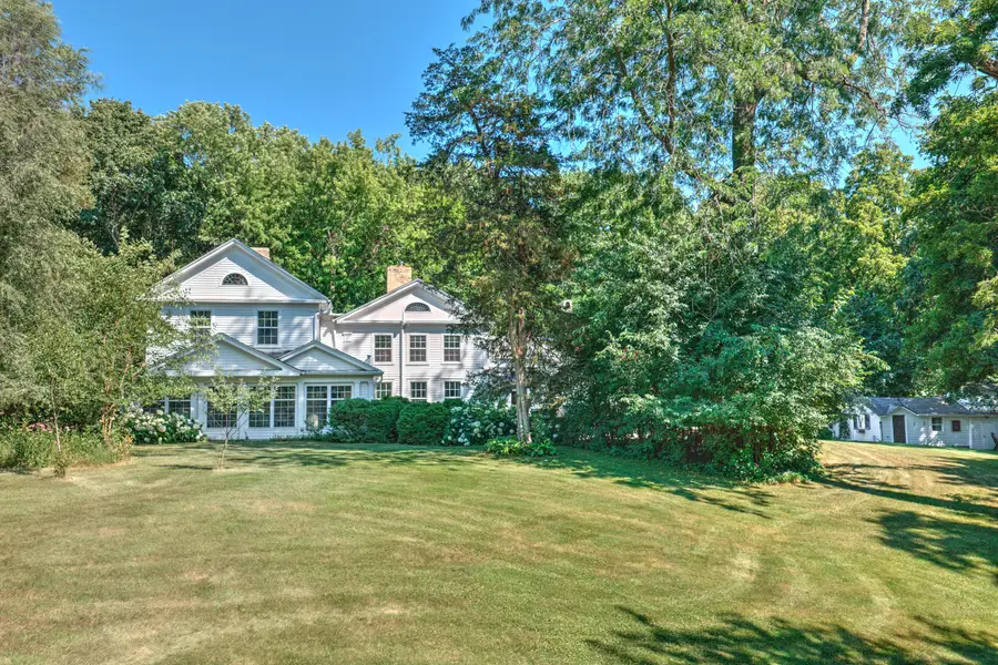 1201 S Waterville Rd, Summit, WI 53066 - #2