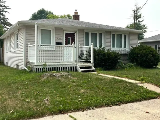 3735 Custer St, Manitowoc, WI 54220 - #1