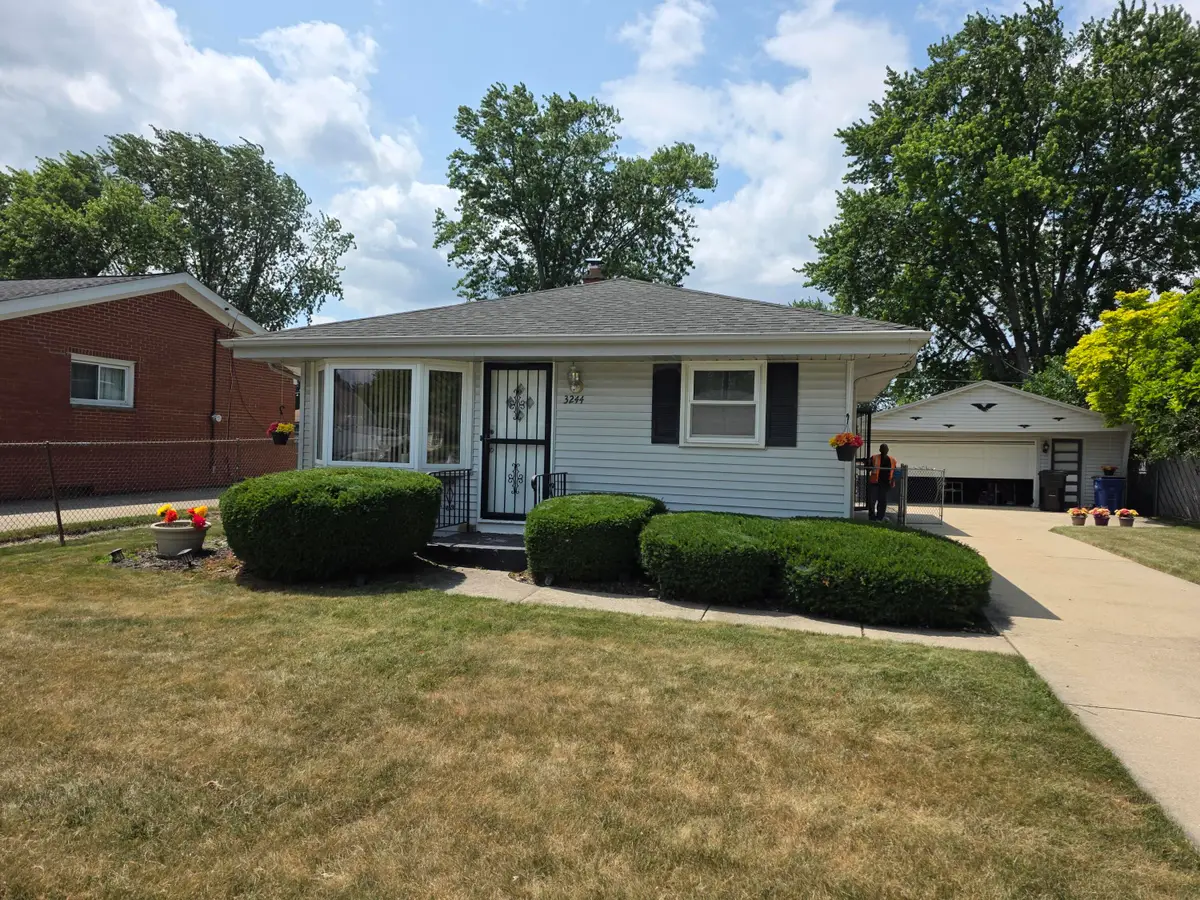 3244 Debra Ln, Racine, WI 53403 - #1