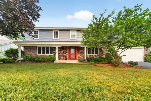 5236 Willowview Rd, Caledonia, WI 53402