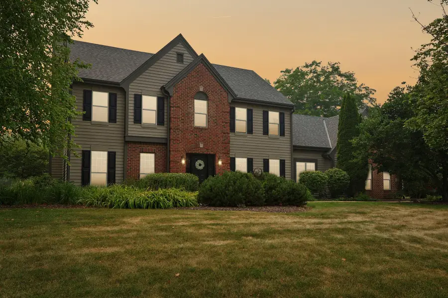 308 Copperfield Dr, Delafield, WI 53018 - #2