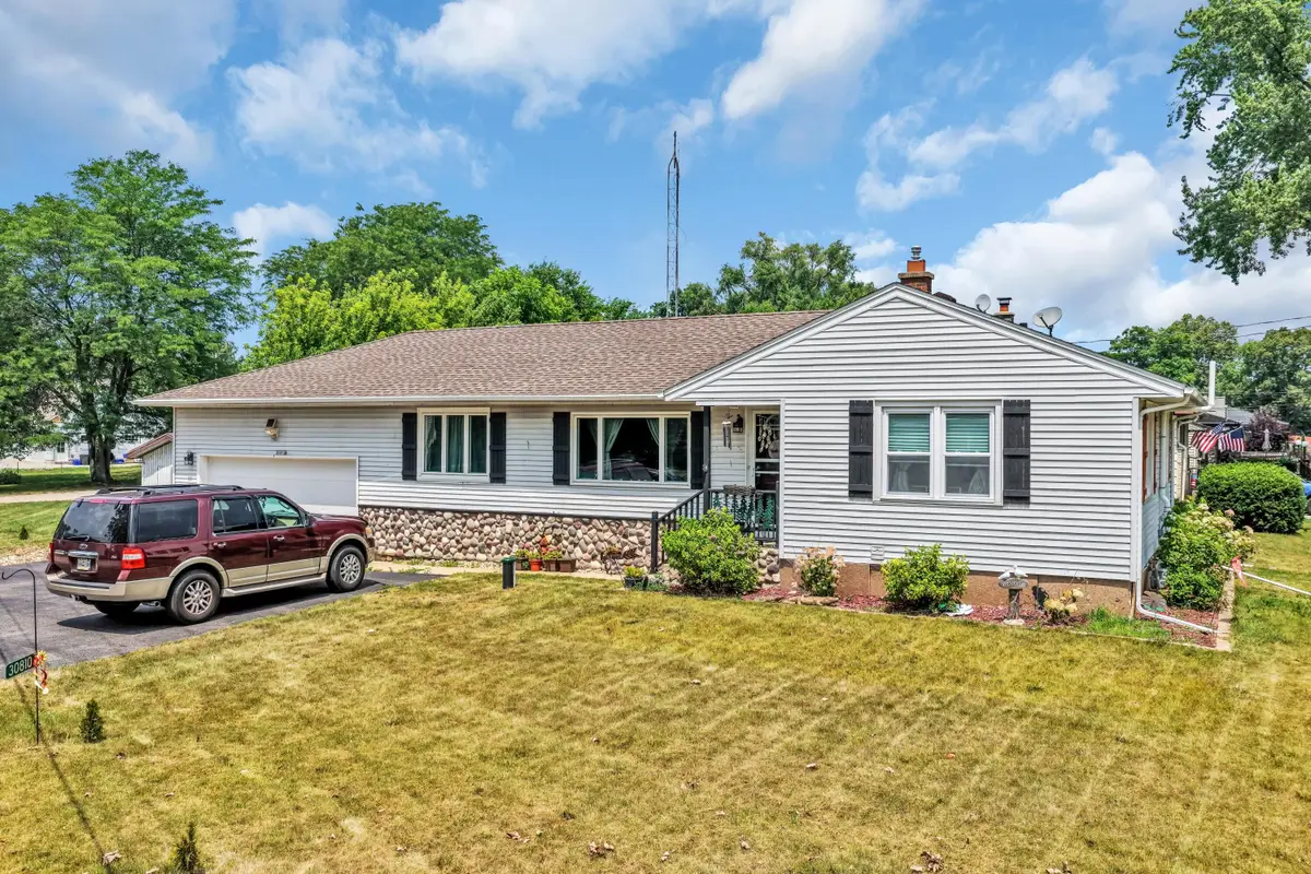 30810 Weiler Rd, Burlington, WI 53105 - #1