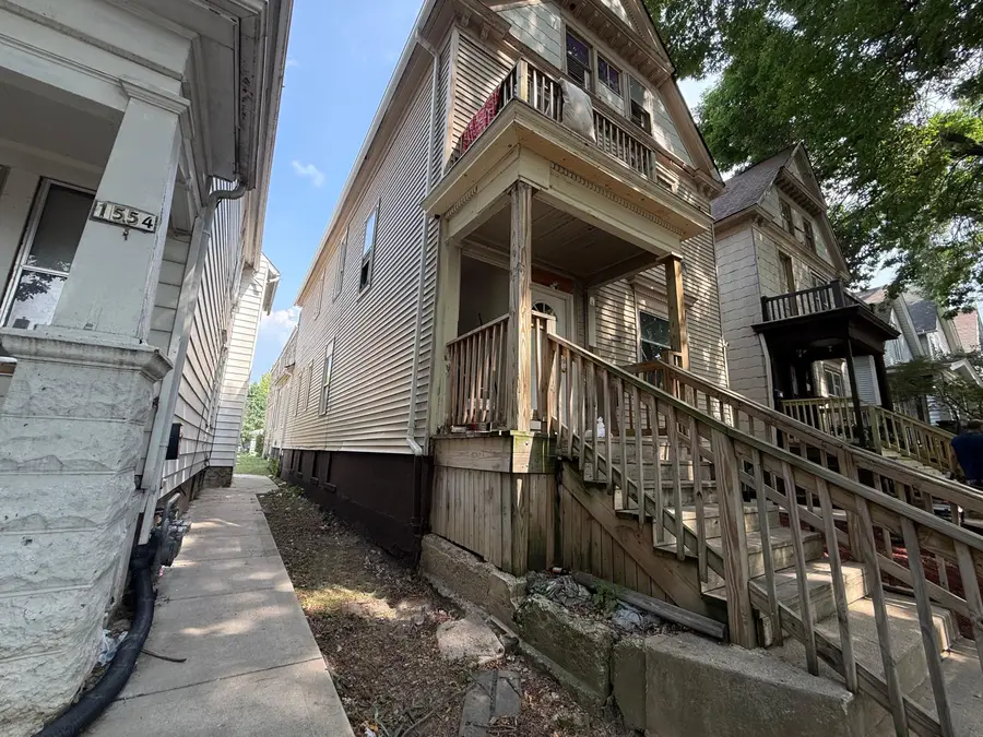 1556 S 24th St, Milwaukee, WI 53204 - #2