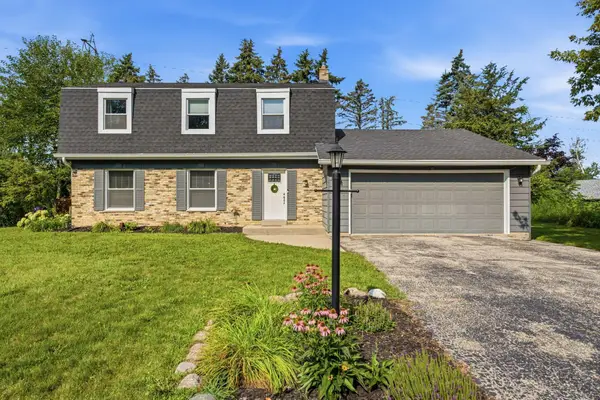 8057 N Cedarburg Rd, Brown Deer, WI 53209