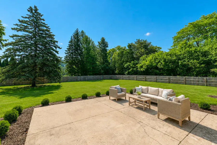 11630 N Riverland Rd, Mequon, WI 53092 - #2